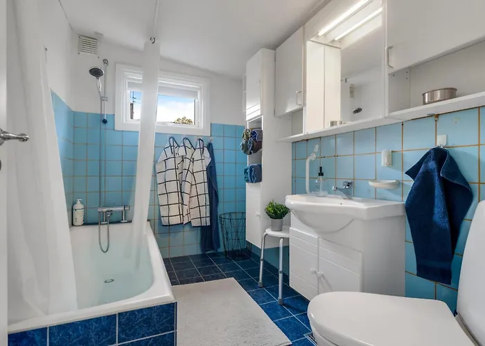 Lovely In With Kitchen Neksø